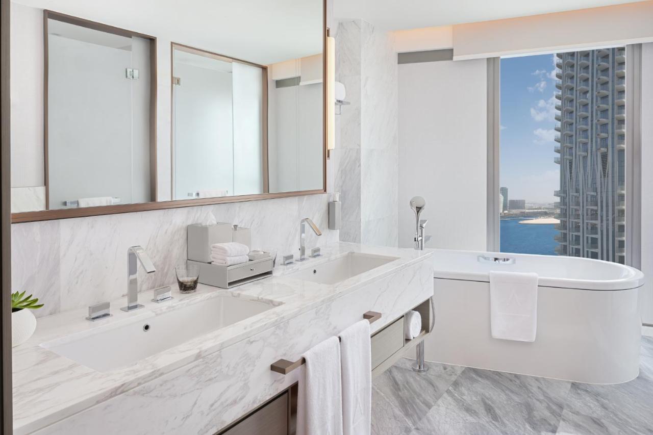 Готель Address Creek Harbour Дубай Екстер'єр фото Bathroom